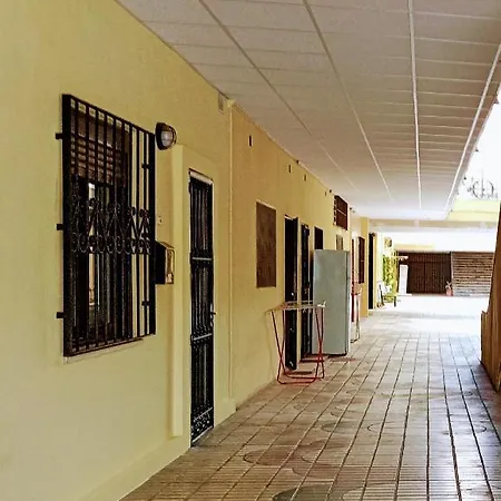 Centrico Y Acogedor Apartamento * 托雷莫利诺斯